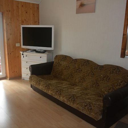 Guesthouse "Nakvyne Pas Zveja" Purvynes Street Nida Ngoại thất bức ảnh