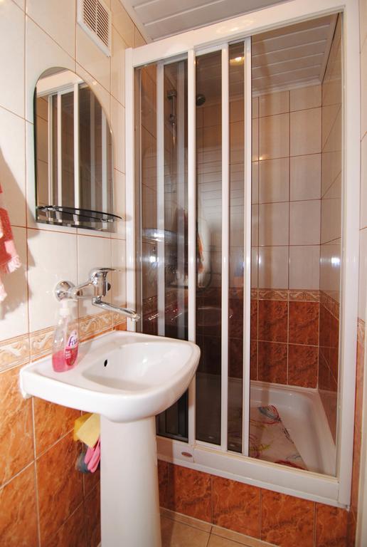 Guesthouse "Nakvyne Pas Zveja" Purvynes Street Nida Ngoại thất bức ảnh