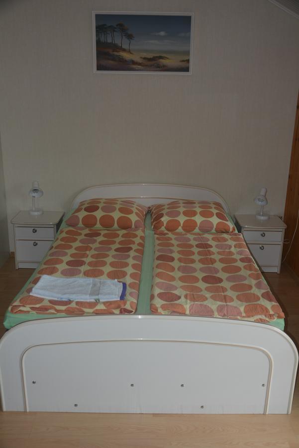 Guesthouse "Nakvyne Pas Zveja" Purvynes Street Nida Ngoại thất bức ảnh